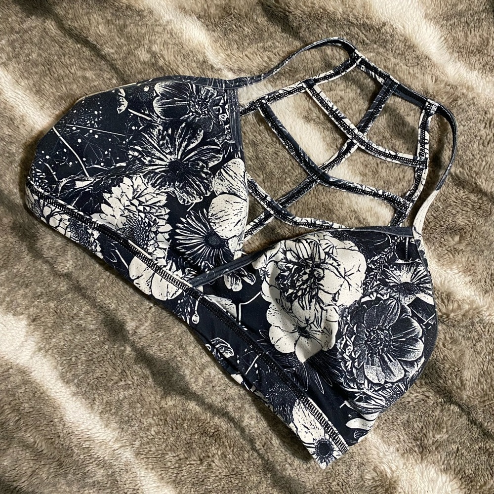 Born Primitive sports bra